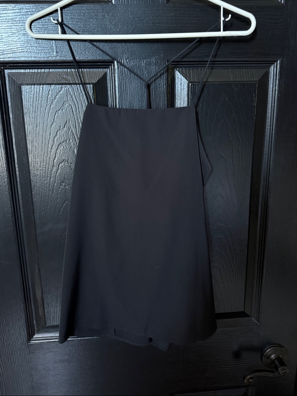 Black Minimal Women's Camisole - Sleek Strappy Design
